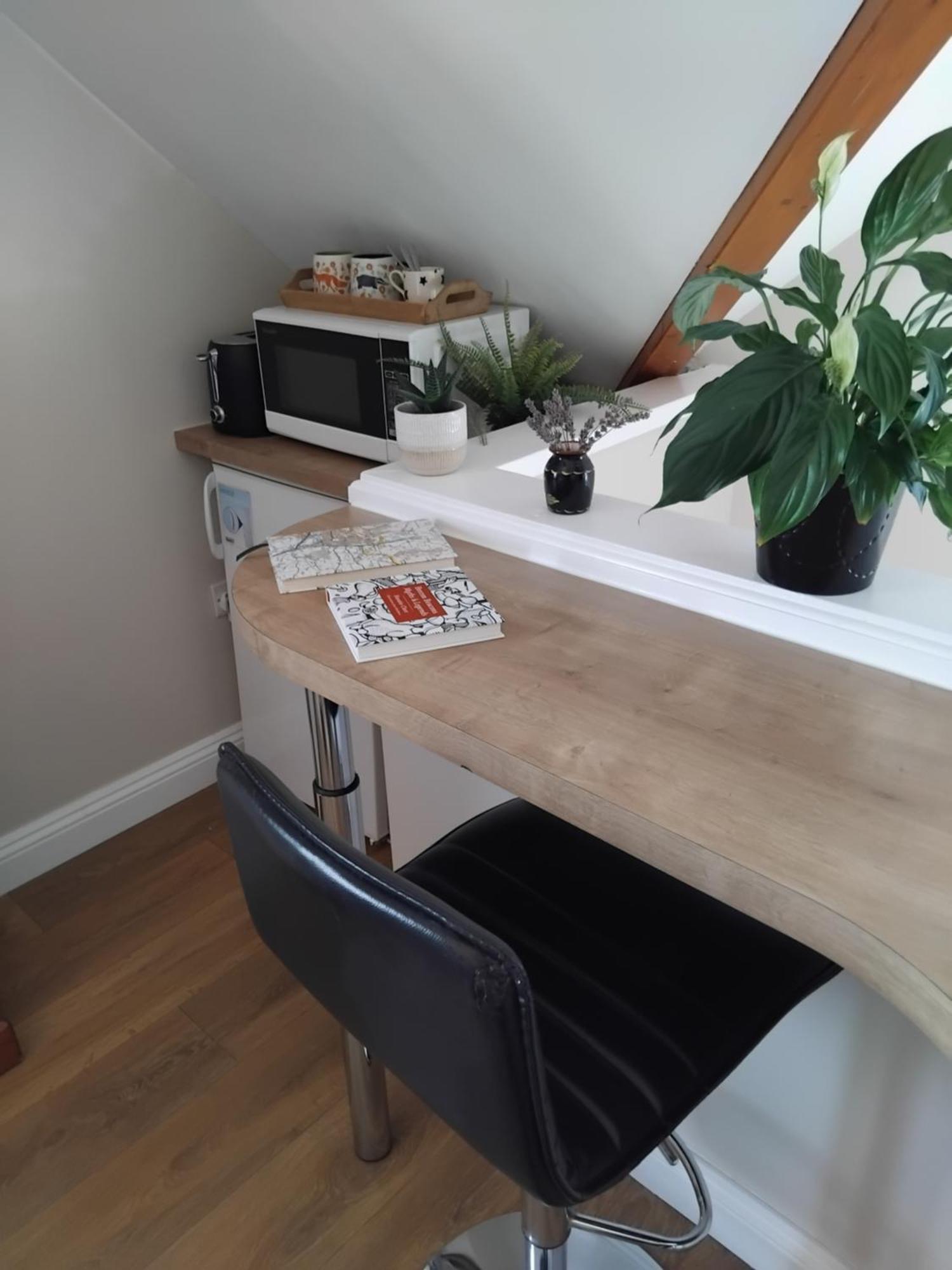 Post Office Row Apartment And Garden Crickhowell Exterior foto